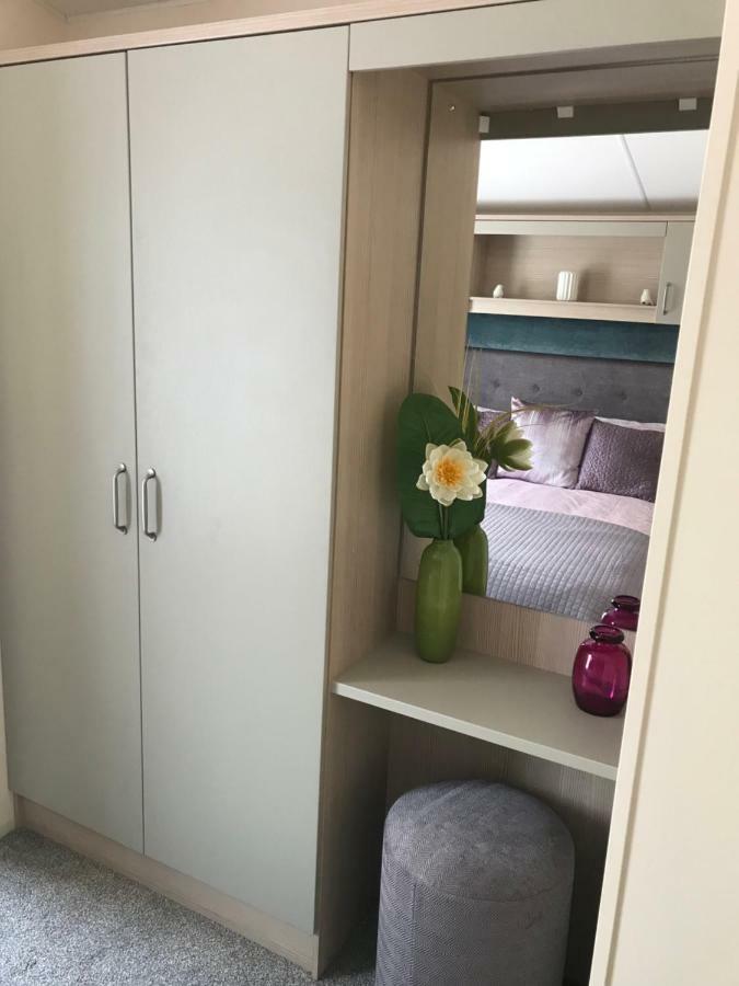 Deluxe Riverside Static Caravan Cheddar Exterior photo
